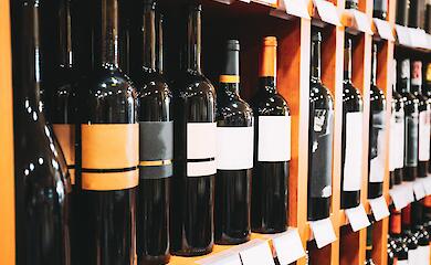 В Обухове сняли ограничения на продажу алкоголя, однако не все